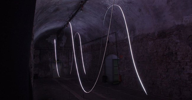 Ánh sáng nặng bao nhiêu?