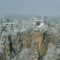 Băng tuyết biến kỳ quan thế giới đẹp tựa cảnh phim Avatar