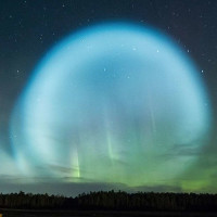 Bí ẩn quả cầu rực sáng giữa trời đêm Siberia khiến nhiều người sợ hãi