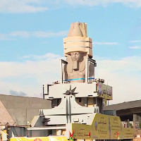 Ai Cập di dời tượng pharaoh nặng 83 tấn
