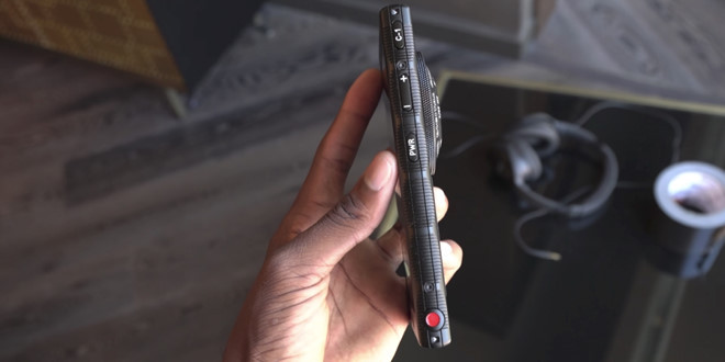 Smartphone holographic đầu tiên trên thế giới