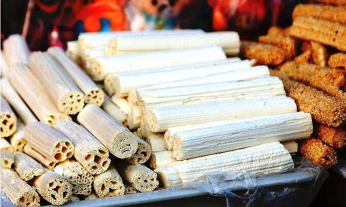 Tục cúng kẹo cho ông Công ông Táo ở Trung Quốc