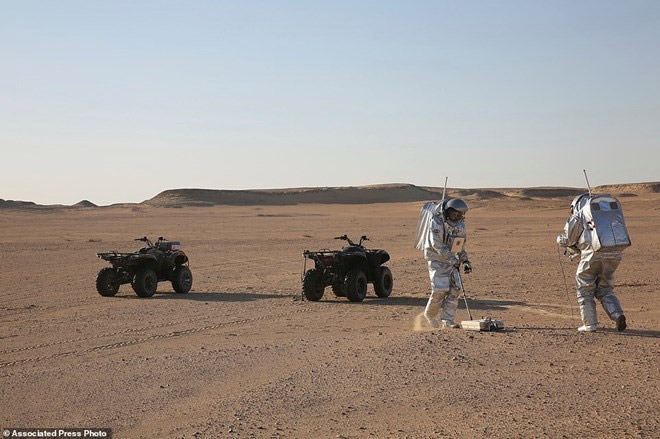 NASA mô phỏng con người sống trên Sao Hỏa ở sa mạc hơn 50 độ C