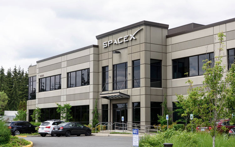 SpaceX phóng vệ tinh phát Internet, thử nghiệm dự án phát Internet toàn cầu
