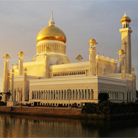 Khám phá cung điện dát vàng lớn nhất thế giới của nhà vua Brunei