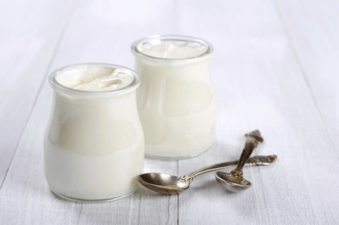 Vì sao người cao huyết áp nên siêng ăn sữa chua?