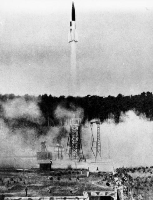 Công cuộc thuộc địa hóa sao Hỏa của Elon Musk đã được tiên đoán trước từ năm 1952?