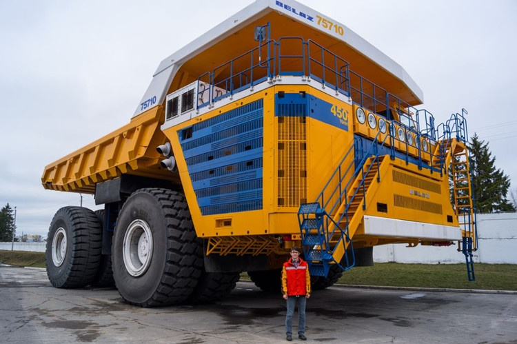 Khám phá 10 cỗ máy vĩ đại nhất hành tinh
