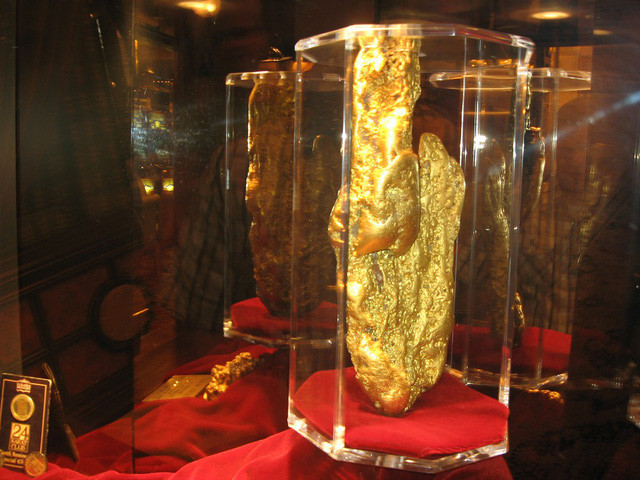 Quặng vàng lớn nhất còn tồn tại đến ngày nay đang được bảo quản tại Las Vegas