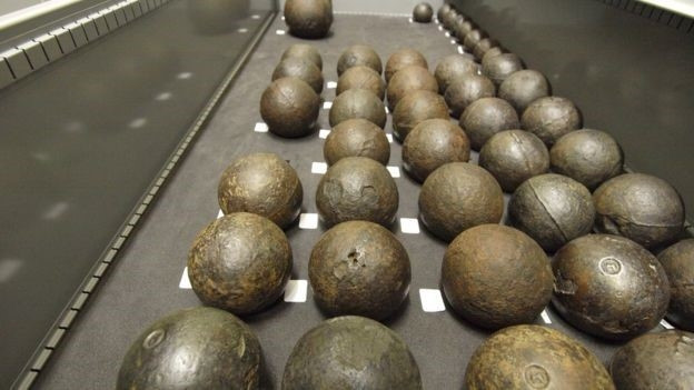 Dùng tia X để bảo vệ đạn súng thần công trên tàu Mary Rose