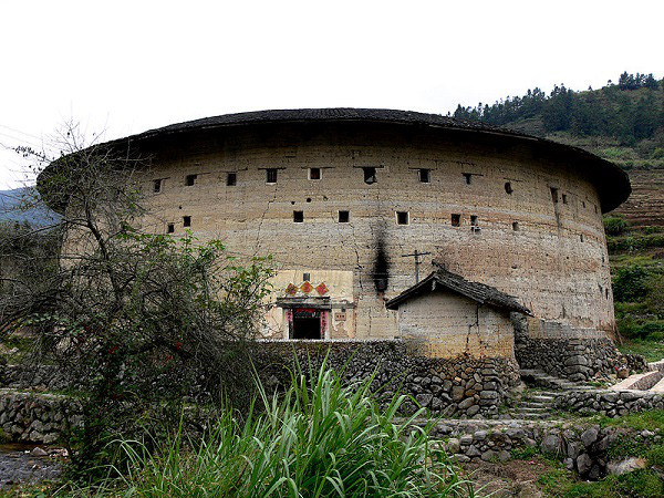 “Những vương quốc nhỏ” trong lâu đài đất ở Trung Quốc