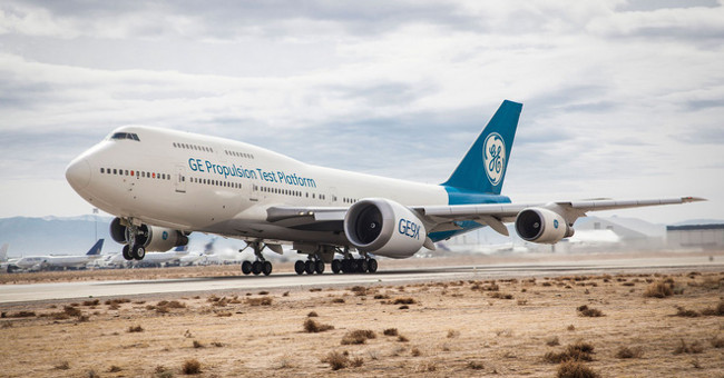 Boeing thử nghiệm động cơ phản lực lớn nhất thế giới