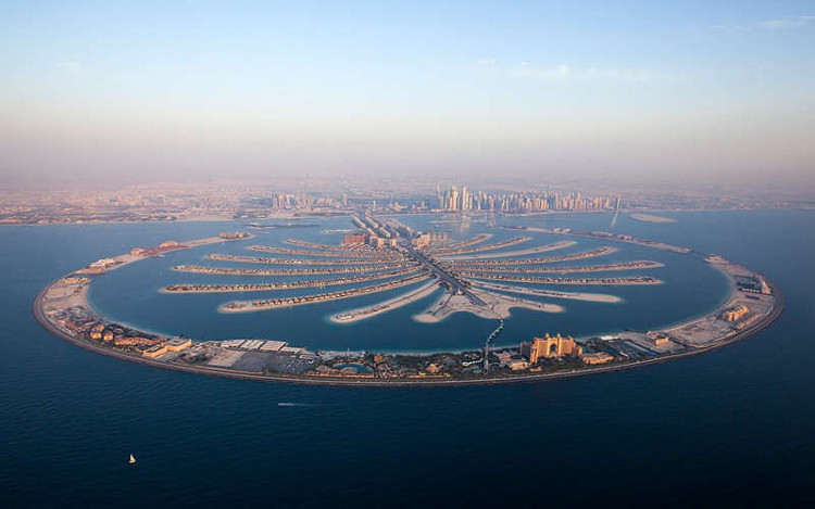 Công cuộc lấn biển xây đảo khổng lồ của Dubai