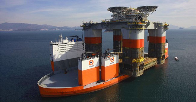 Tàu vận tải siêu trọng trường hoạt động thế nào?