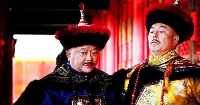 Số tài sản nhiều gấp 15 lần ngân khố quốc gia của tham quan Hòa Thân gồm những gì?