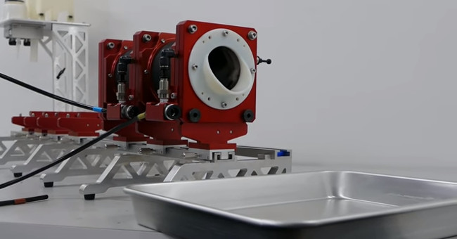 Đây là con robot biết nôn đầu tiên trên thế giới