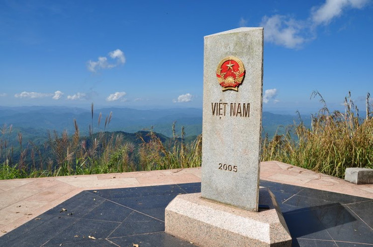 Điểm vô cùng Tây của Việt Nam