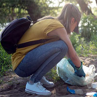 Plogging là gì, và tại sao nó lại được cả thế giới ủng hộ?