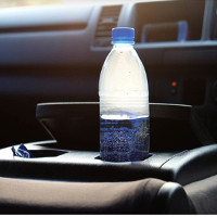 Vị trí đặt chai nước "Tử thần" trong xe ôtô mà rất nhiều người thường mắc phải