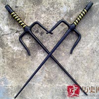 4 vũ khí "dị" nhất Trung Quốc: Cái cuối cùng là khắc tinh của samurai Nhật Bản