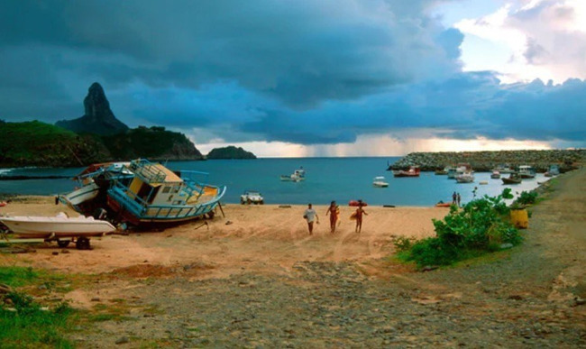 Hòn đảo nhỏ Fernando de Noronha 