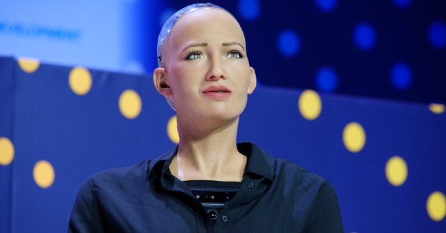 Sophia - nữ robot giống người nhất thế giới