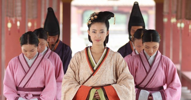 Chọn phi thị tẩm là sự hoang dâm vô độ của vua chúa Trung Hoa thời xưa