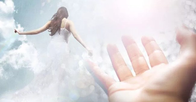Bí ẩn cuộc sống sau cái chết: Người phụ nữ nhìn thấy tương lai và việc đầu thai