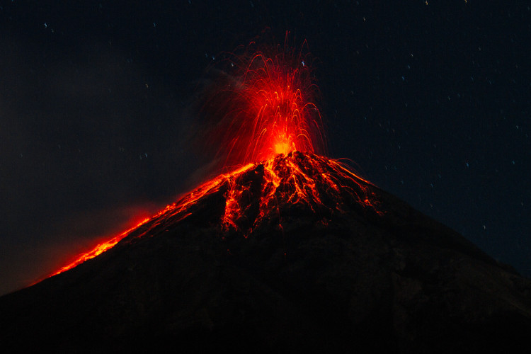 Hàng chục người bị thương và mất tích do núi lửa phun trào ở Guatemala