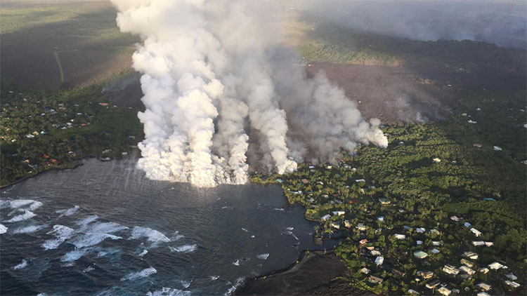 Hồ nước lớn nhất Hawaii bốc hơi cạn sạch sau vài giờ: Chuyện khủng khiếp gì đã xảy ra?