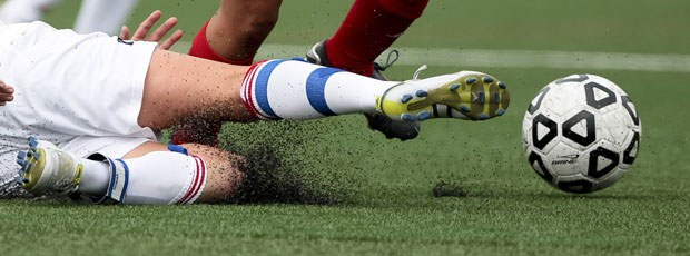 Đây là lí do chung kết World Cup 2018 sẽ sử dụng sân cỏ 