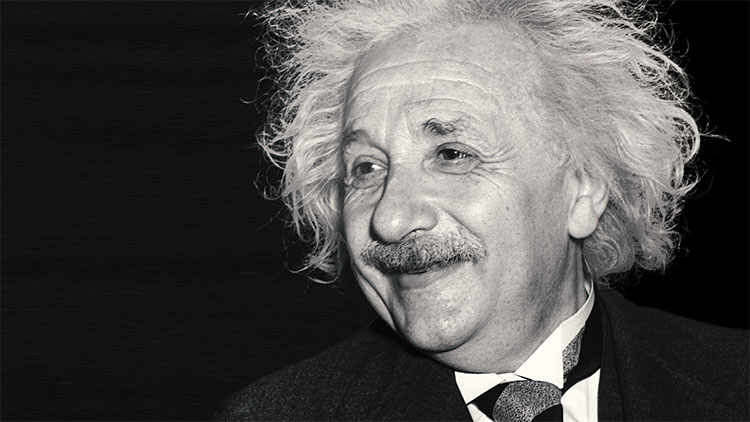 Ngắm đồng hồ suốt 14 năm là cách để chứng minh một lí thuyết của Einstein