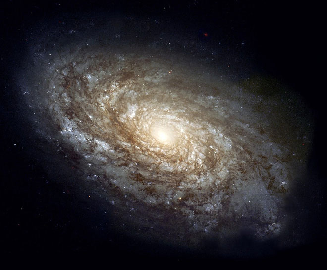Chứng minh được thuyết tương đối của Einstein ở mức độ thiên hà