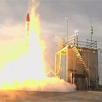 Nhật Bản: Tên lửa rơi ngược trở lại bệ phóng chỉ sau vài giây rồi phát nổ