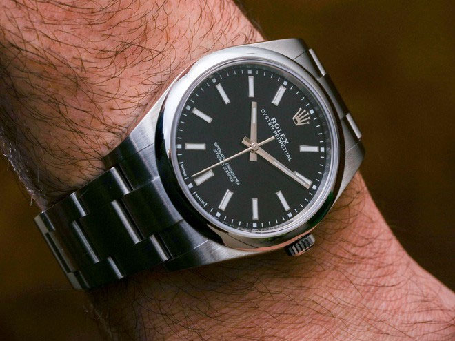 Sự thật thú vị đằng sau mức giá đắt đỏ của đồng hồ Rolex mà không phải ai cũng biết