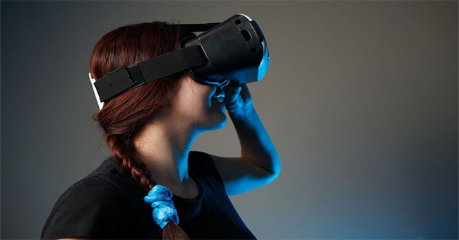 Bạn mắc chứng sợ độ cao? VR sẽ là "người hùng" giải cứu bạn