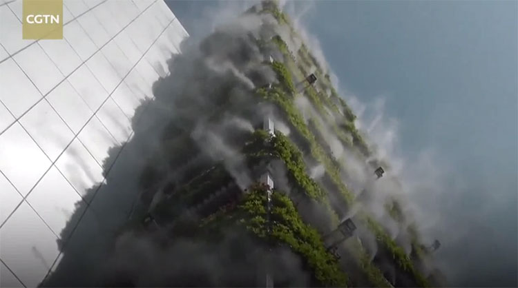 Tòa nhà phun sương