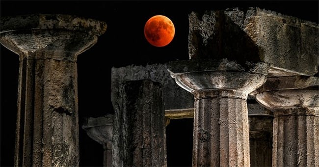 Chùm ảnh nguyệt thực dài nhất thế kỷ trên khắp thế giới