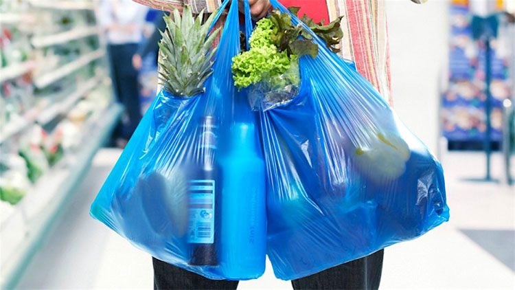 New Zealand là quốc gia mới nhất cấm sử dụng túi nylon.