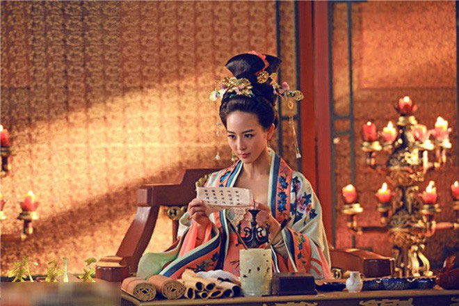 Sơn gai ốc thủ đoạn tàn nhẫn và cuộc chiến ngầm của các phi tần xưa