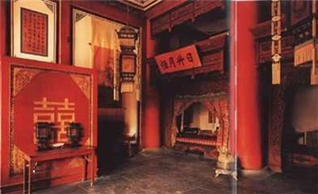 Đại hôn lễ xa hoa của hoàng đế Trung Quốc