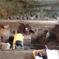 Việt Nam lần đầu phát hiện xương người tiền sử ở hang núi lửa