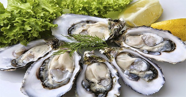 Đây là lý do ăn hàu giúp tăng sức mạnh sinh lý đàn ông