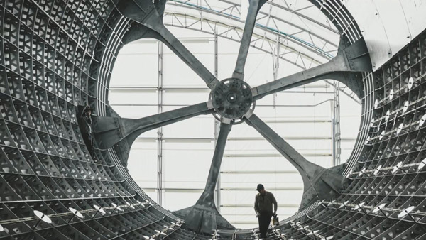 Hình hài tên lửa SpaceX sắp đưa người tới Mặt Trăng và sao Hỏa