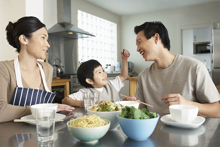Những thói quen ăn uống tưởng đúng mà sai
