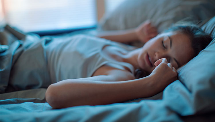 Ngủ kém cản trở chuyển hóa của cơ thể dẫn đến tăng cân.