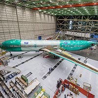 Boeing hé lộ máy bay phản lực hai động cơ lớn nhất thế giới