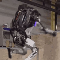 Robot của Boston Dynamics đã có thể nhảy parkour đỉnh cao không kém con người