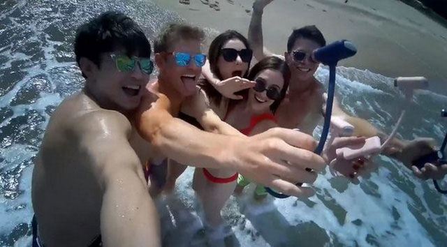 Dụng cụ thần thánh có thể bao trọn ảnh selfie