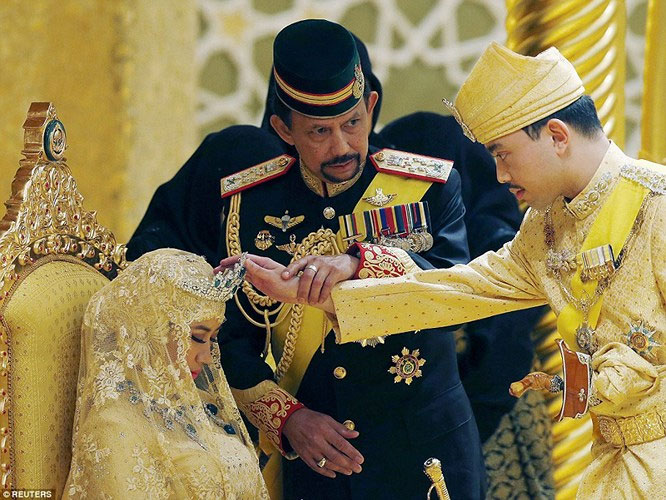 Những vị vua trị vì lâu nhất trên thế giới